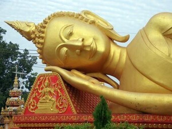 Sixt Biludlejning i Vientiane